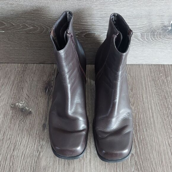 Vintage 90s Predictions Brown Leather Chunky Heel Ankle Boots 7.5 - Picture 2 of 7